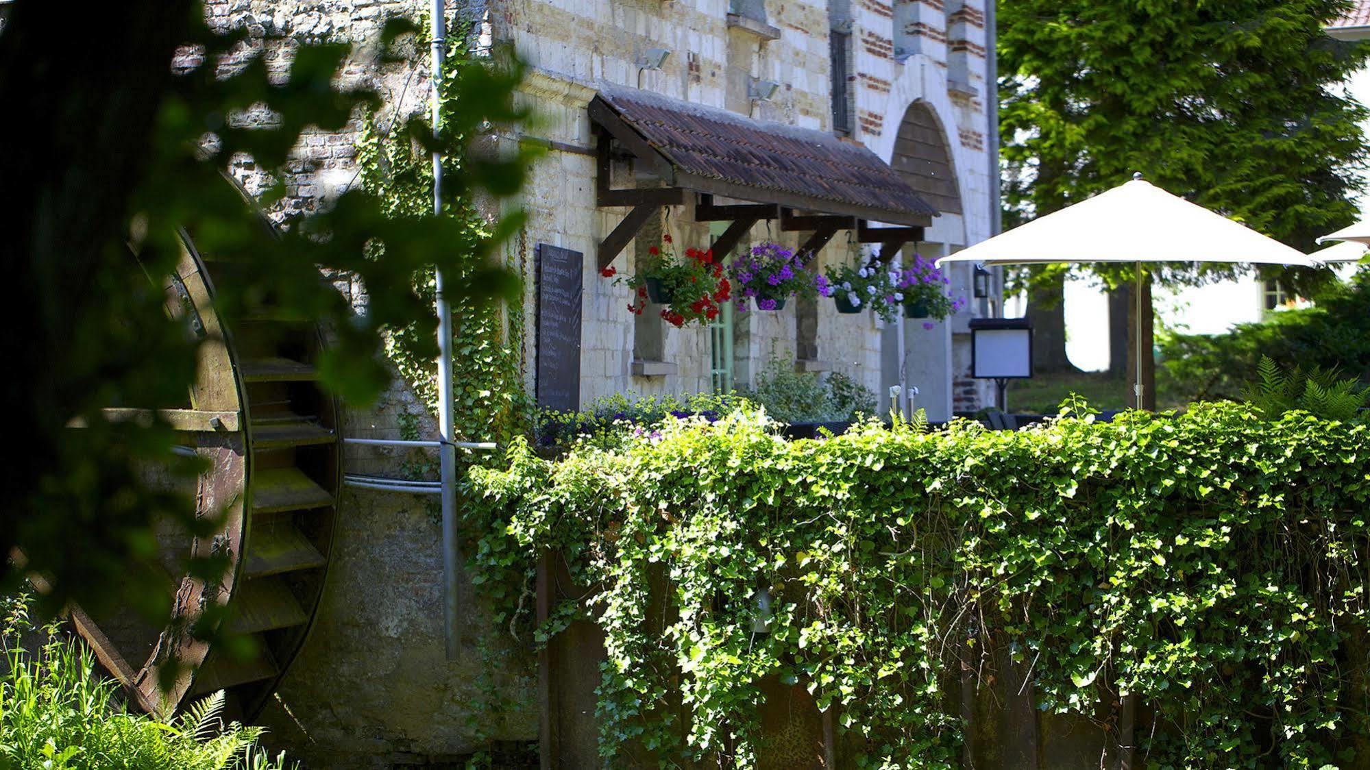 Moulin De Mombreux Hotel Lumbres Exterior foto